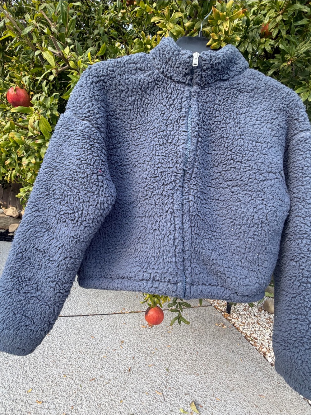 Hollister women Sherpa Zip-Up Jacket - Navy size s crop